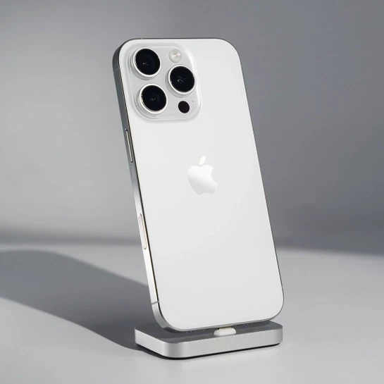 iPhone 16 Pro